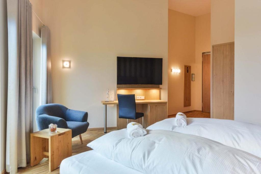 Hotel & Golfrestaurant Gut Wissmannshof Staufenberg  外观 照片
