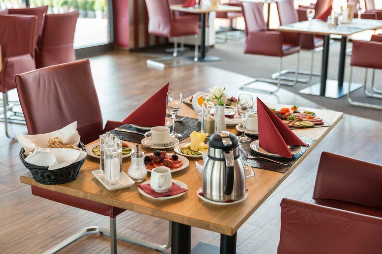 Hotel & Golfrestaurant Gut Wissmannshof Staufenberg  外观 照片