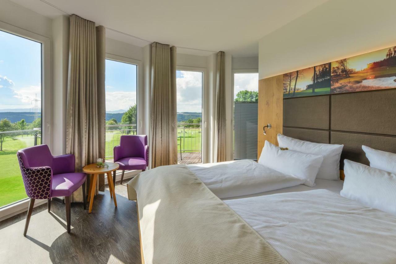 Hotel & Golfrestaurant Gut Wissmannshof Staufenberg  外观 照片