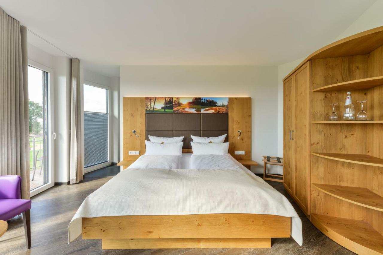 Hotel & Golfrestaurant Gut Wissmannshof Staufenberg  外观 照片